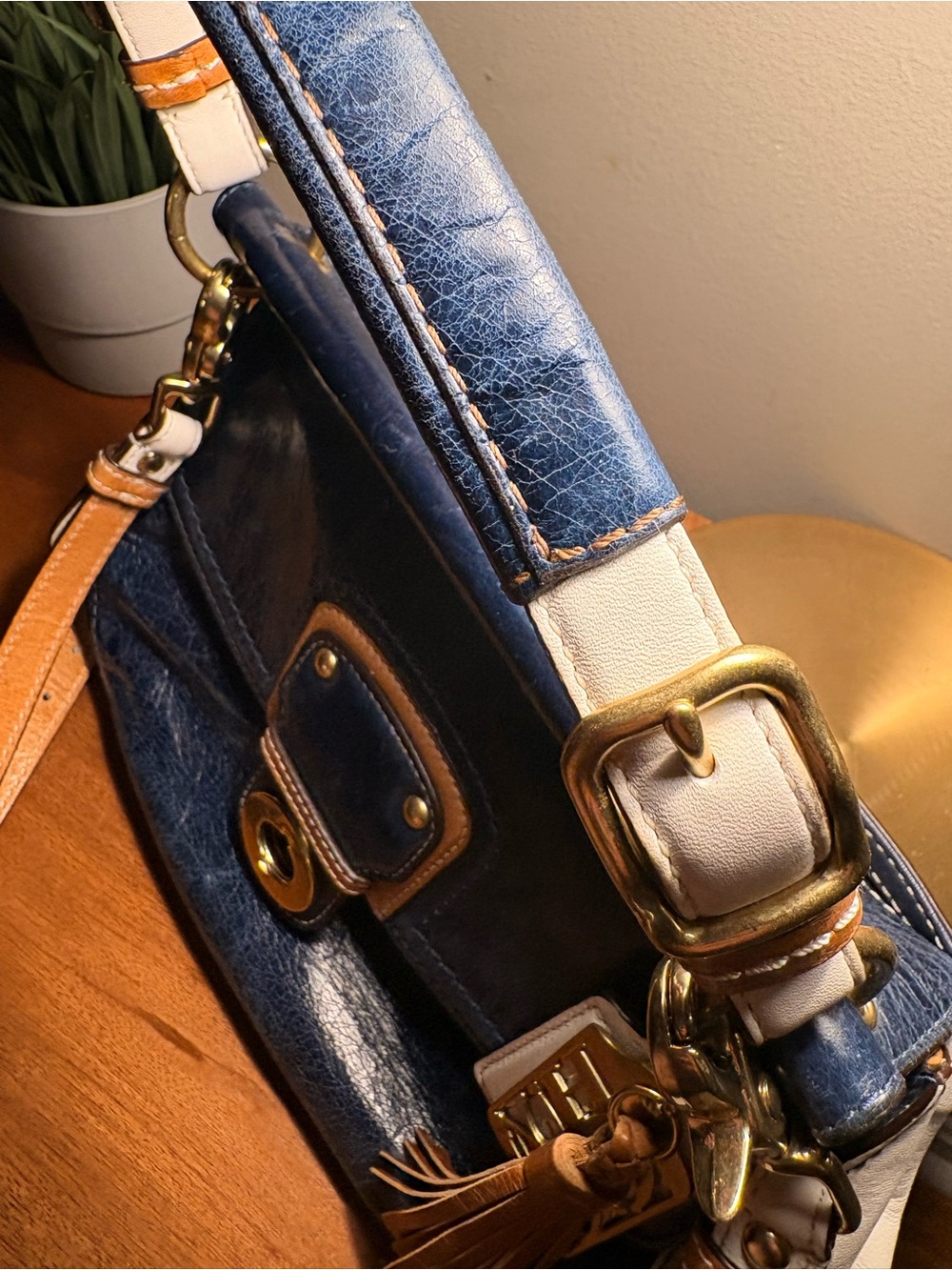 Coach 70th Anniversary Limited Edition Willis Navy and Tan - Shoulder Bag - Picture 11 of 14